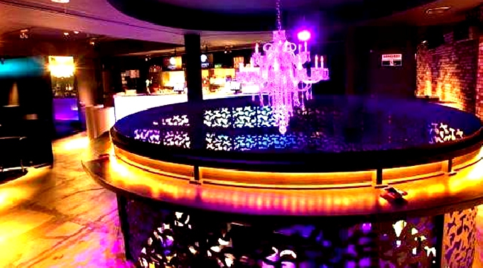 【六本木】Xmas Special Party♪♪非日常という言葉がふさわしい憧れの高級ラウンジ貸切300名！！ ～六本木で躍動感あふれる盛り上がりを魅せるPARTY TIME！！